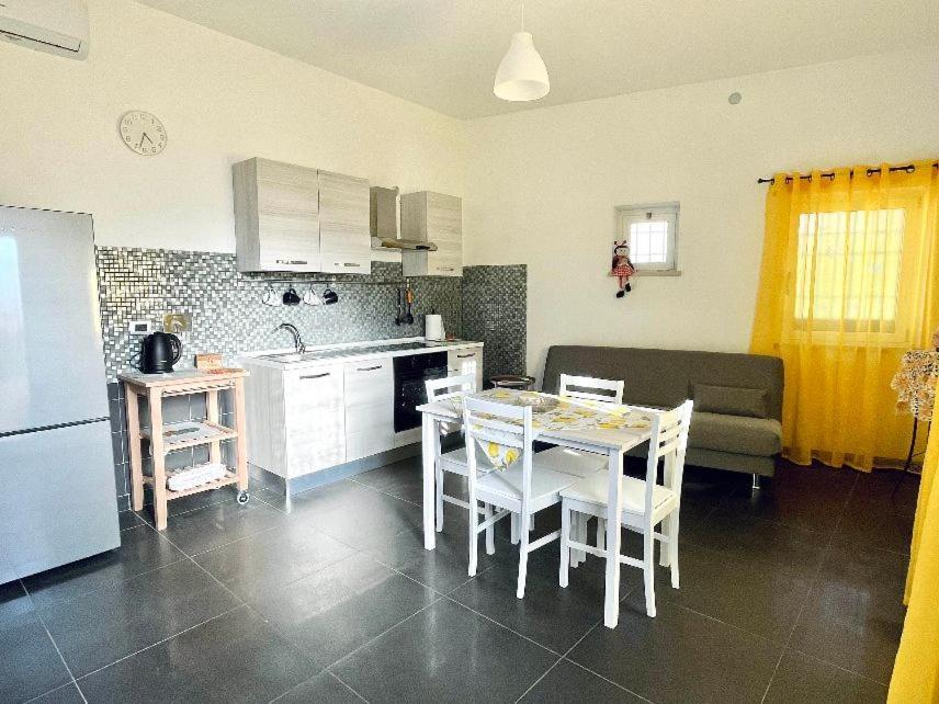 Casa Dani Apartment ตาร์กวิเนีย ภายนอก รูปภาพ